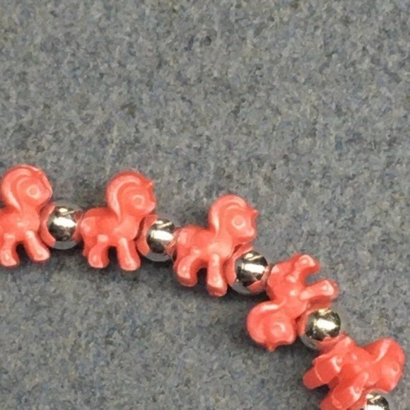 Trrtlz Friendship Unicorn Bracelet Unicornz Pink Salmon Silver Stretch Barbie - Picture 2 of 3